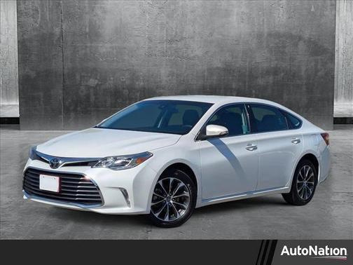 2017 Toyota Avalon XLE