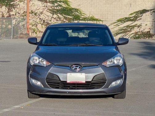 2017 Hyundai Veloster Base