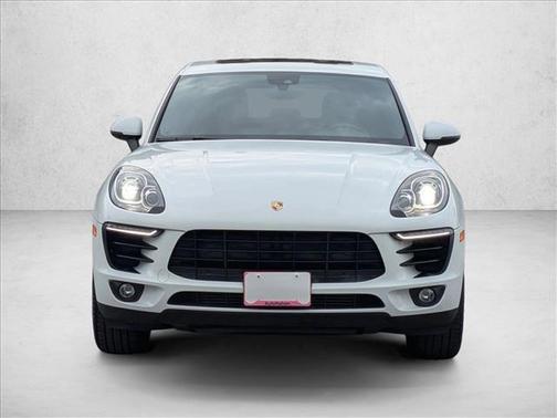 2018 Porsche Macan AWD