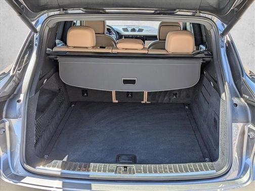 Quartzite Grey Metallic 2021 Porsche Cayenne Cayenne