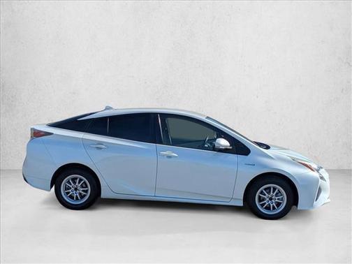 2016 Toyota Prius Two