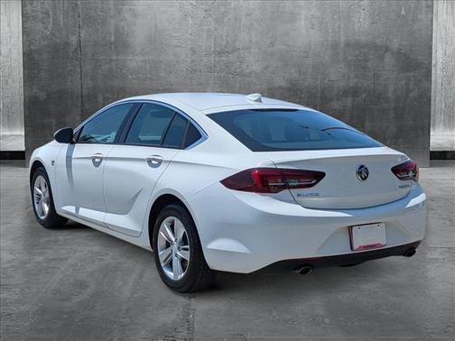 2018 Buick Regal Sportback Preferred
