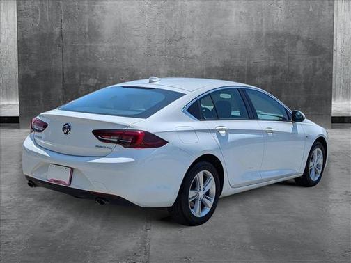 2018 Buick Regal Sportback Preferred