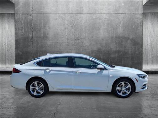 2018 Buick Regal Sportback Preferred