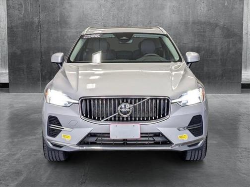 2022 Volvo XC60 Recharge Plug-In Hybrid T8 Inscription Expression