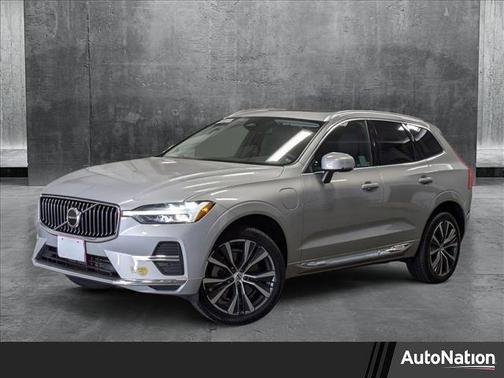 2022 Volvo XC60 Recharge Plug-In Hybrid T8 Inscription Expression