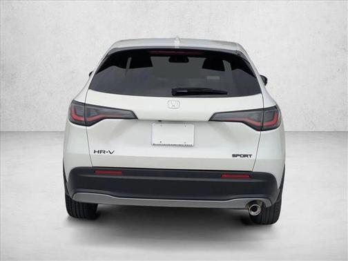2026 Honda HR-V 2WD Sport