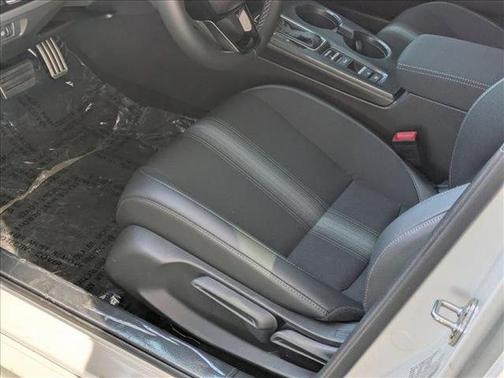 Platinum White Pearl 2026 Honda Civic Sport