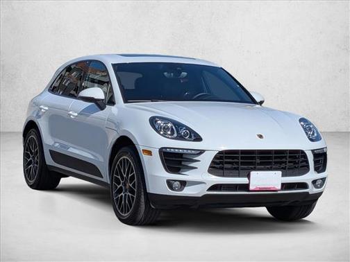White 2018 Porsche Macan Macan Sport Edition