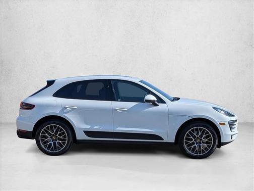 White 2018 Porsche Macan Macan Sport Edition