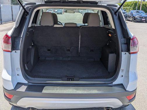 Oxford White 2015 Ford Escape SE