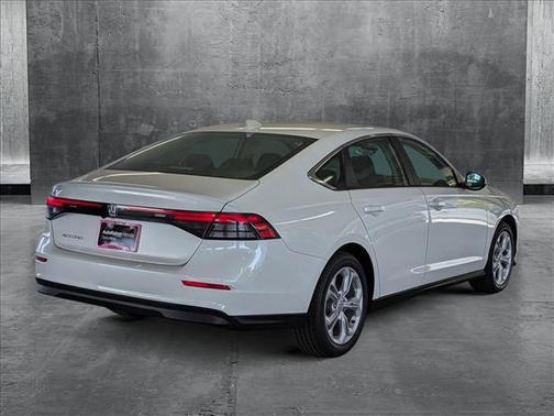 2025 Honda Accord LX 1.5T