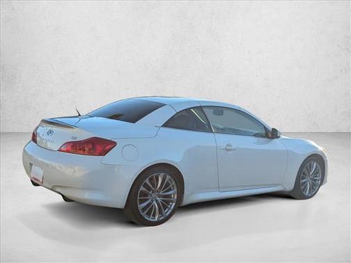 2011 INFINITI G37 Base