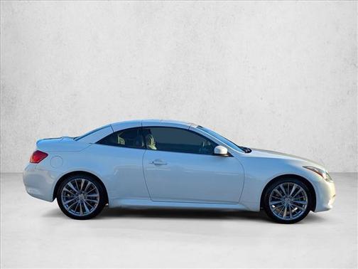 2011 INFINITI G37 Base