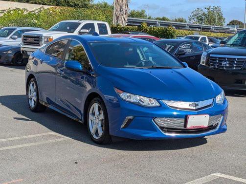 2018 Chevrolet Volt LT