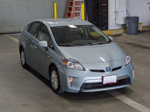 2015 Toyota Prius Plug-in Advanced