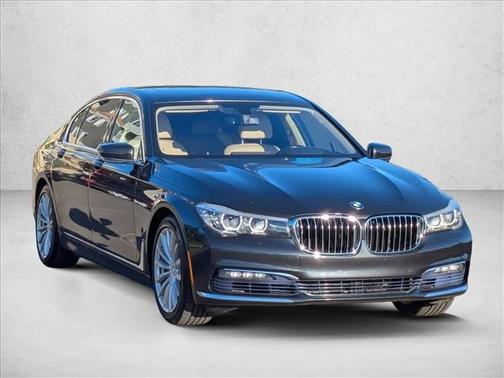 2016 BMW 740 740i