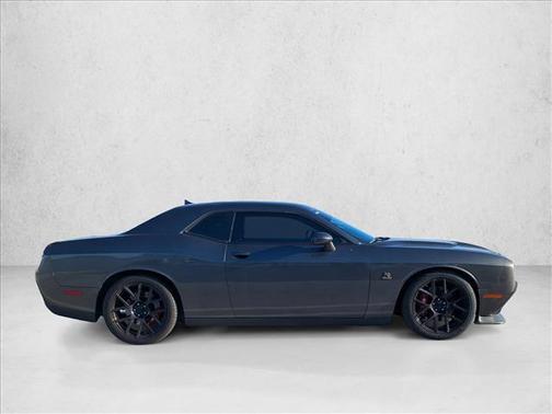 2016 Dodge Challenger R/T Scat Pack