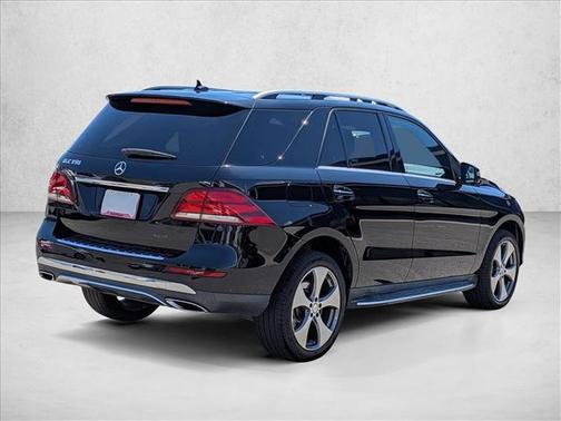 Black 2016 Mercedes-Benz GLE-Class GLE 350