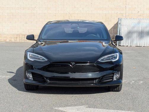 2020 Tesla Model S Long Range