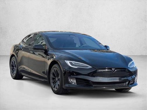2020 Tesla Model S Long Range