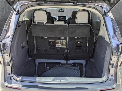 2021 Toyota Sienna LE