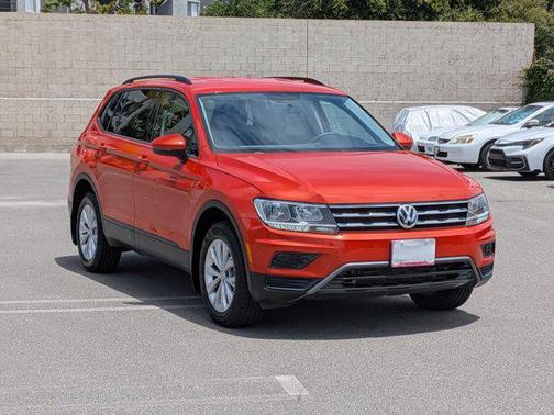 Habanero Orange Metallic 2018 Volkswagen Tiguan 2.0T S