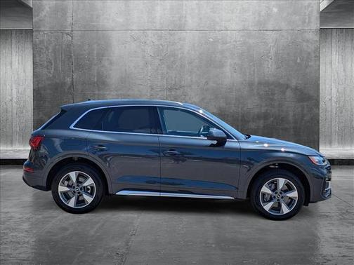 2023 Audi Q5 40 Premium Plus