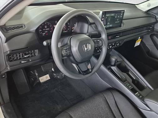 Platinum White Pearl 2026 Honda Accord SE