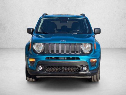 Bikini Metallic Clearcoat 2022 Jeep Renegade Latitude