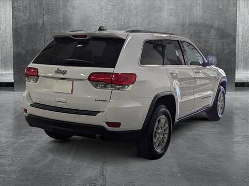 2020 Jeep Grand Cherokee Laredo