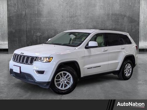 2020 Jeep Grand Cherokee Laredo