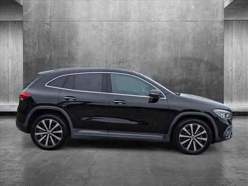2021 Mercedes-Benz GLA 250 Base 4MATIC