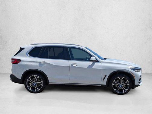 Alpine White 2020 BMW X5 sDrive40i