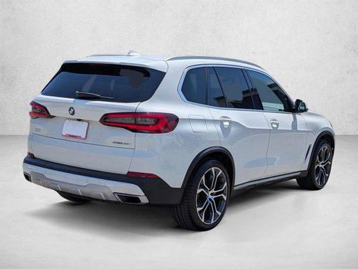 Alpine White 2020 BMW X5 sDrive40i