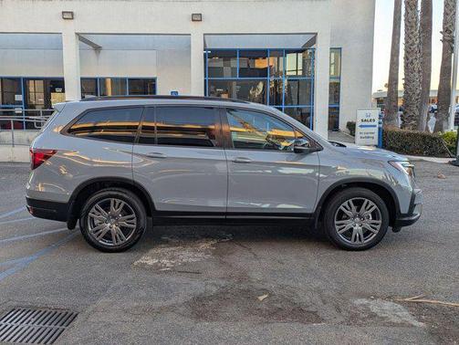 2022 Honda Pilot 2WD Sport