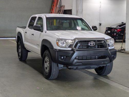 Super White 2013 Toyota Tacoma PreRunner
