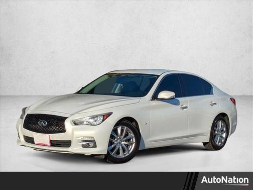 2015 INFINITI Q50 Base