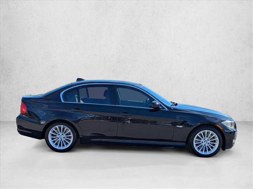 2011 BMW 335 335i