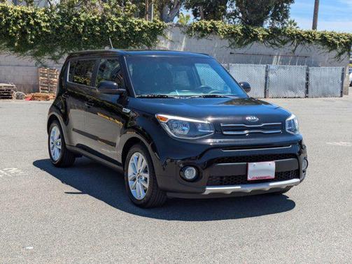 2019 Kia Soul +