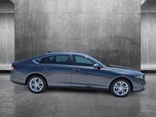 2025 Honda Accord LX 1.5T