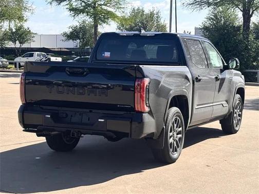 2025 Toyota Tundra Hybrid Platinum