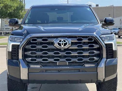 2022 Toyota Tundra Platinum