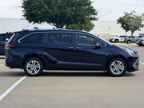 Blueprint 2022 Toyota Sienna Limited