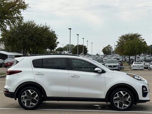 2020 Kia Sportage EX