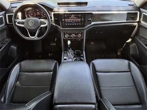 2022 Volkswagen Atlas 3.6L SE w/Technology