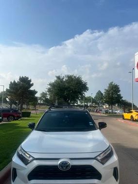 2023 Toyota RAV4 Hybrid SE