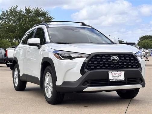 2024 Toyota Corolla Cross LE