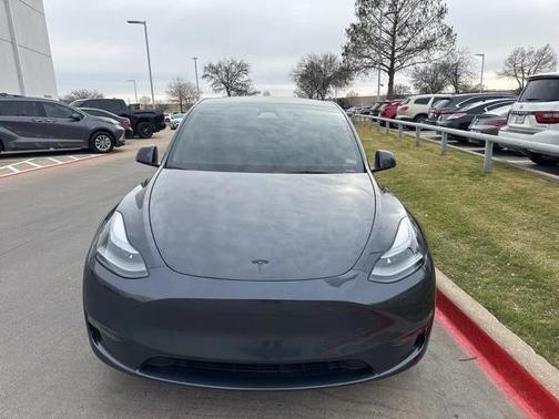 2024 Tesla Model Y Long Range Dual Motor All-Wheel Drive