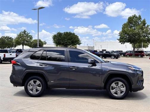 2023 Toyota RAV4 Hybrid XLE